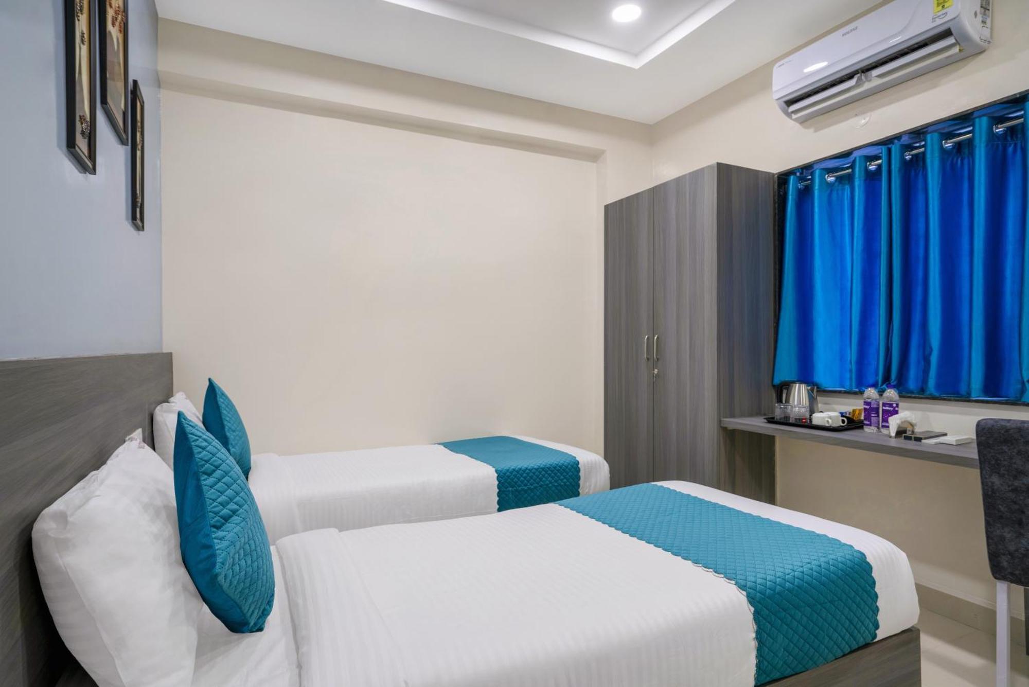 The Balcony Suites Хайдарабад Экстерьер фото